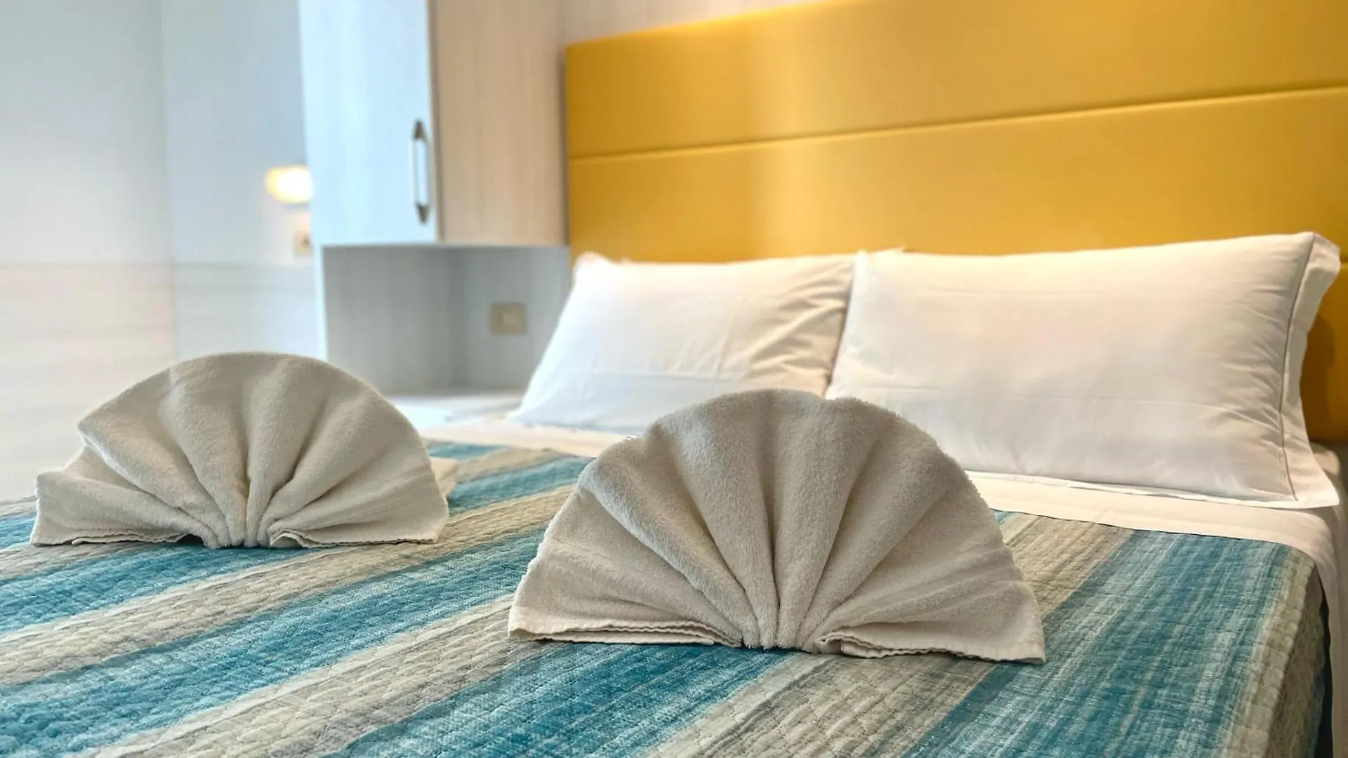 Hotel Crystal - Spiaggia Inclusa Con Pacchetti Personalizzati