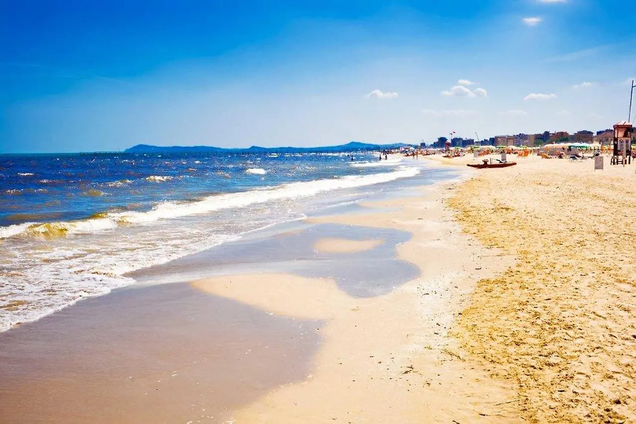 Hotel Crystal - Spiaggia Inclusa Con Pacchetti Personalizzati Italy