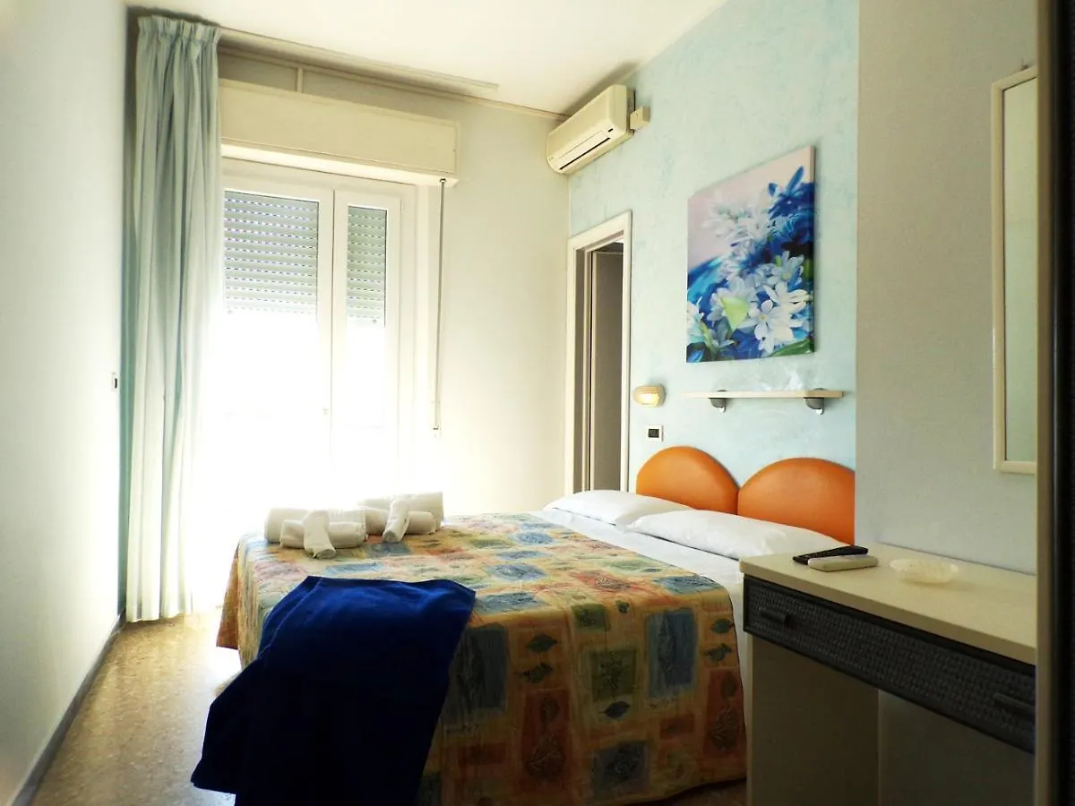 Hotel Crystal
