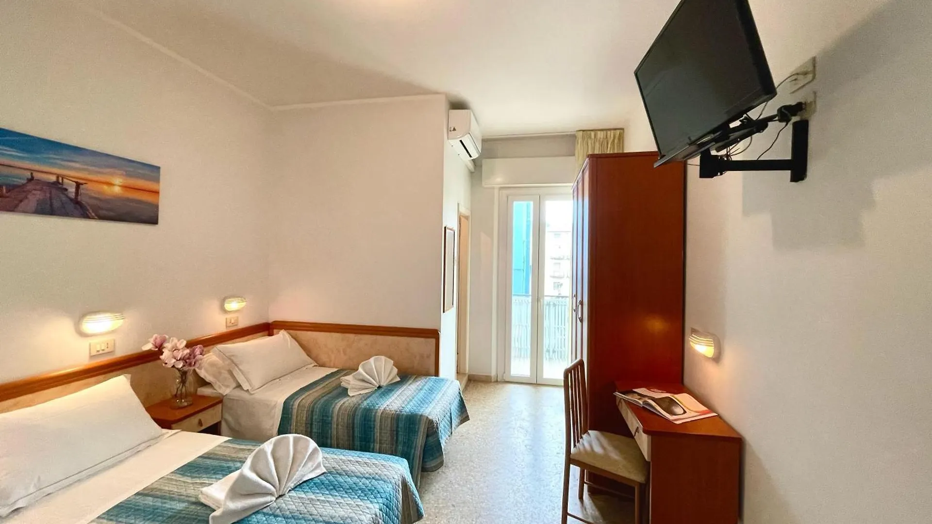 Hotel Crystal  Rimini