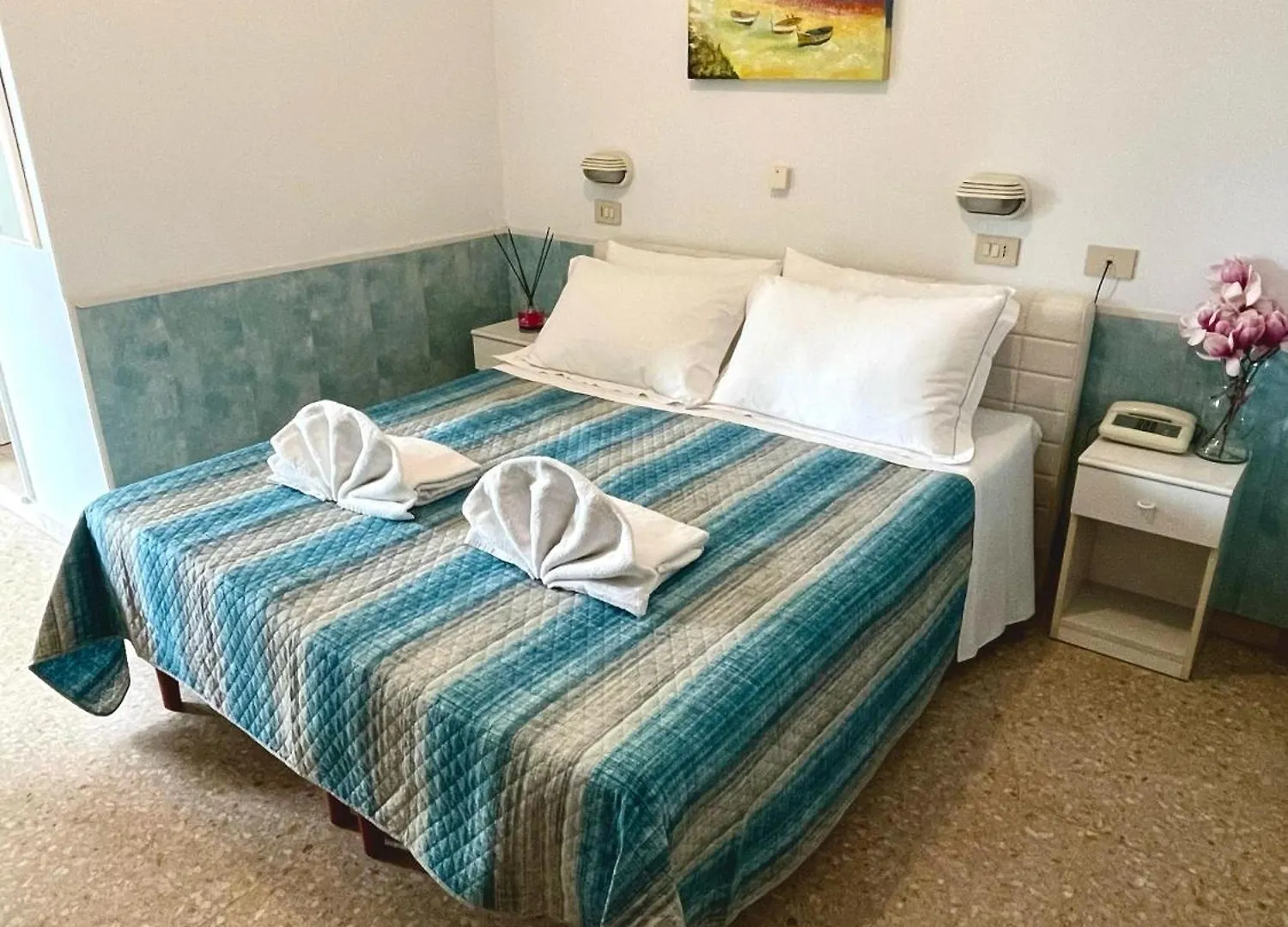 Hotel Crystal 3*, Rimini Italien